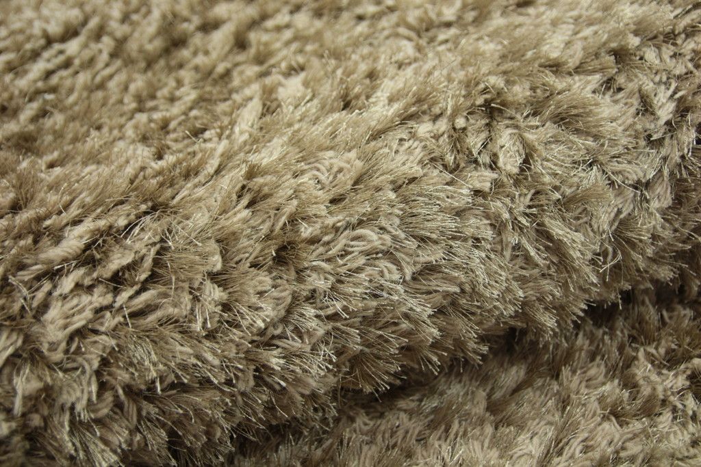 Beżowy dywan shaggy 160x230 wełna i poliester