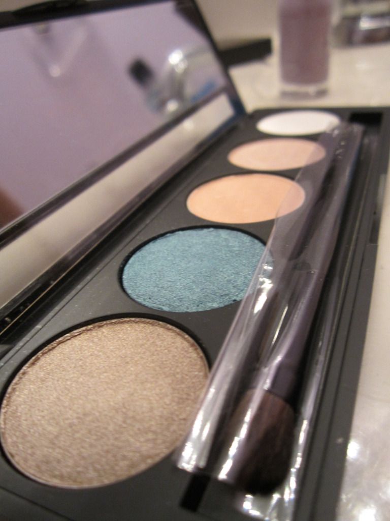Pacific illusions palette