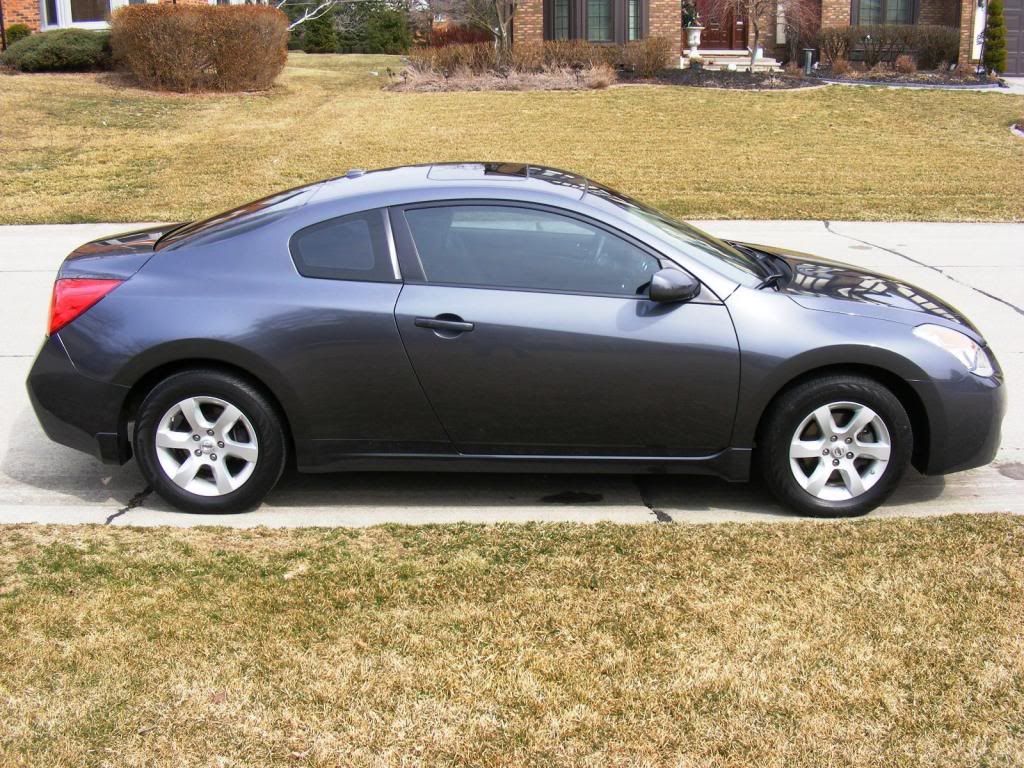 2008 nissan altima coupe gray