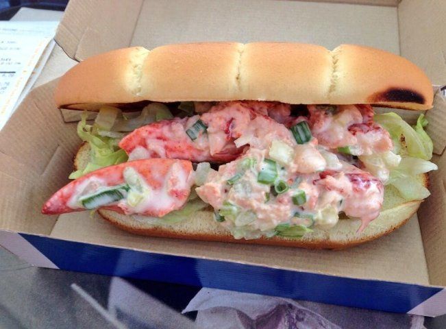  photo 10-different-and-delicious-foods-from-mcdonalds-around-the-world-5_zpsuwg8yjpb.jpg