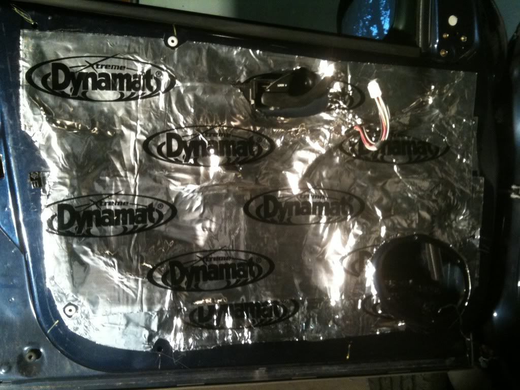 How to properly install speakers in the door Car Audio