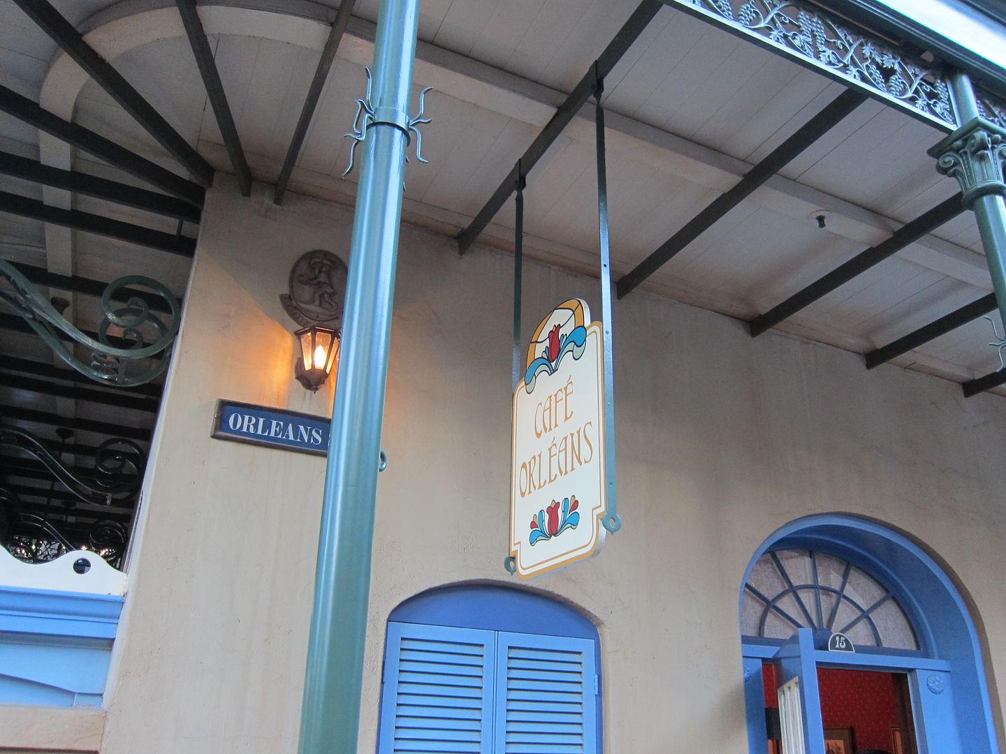Cafe Orleans | Disneyland