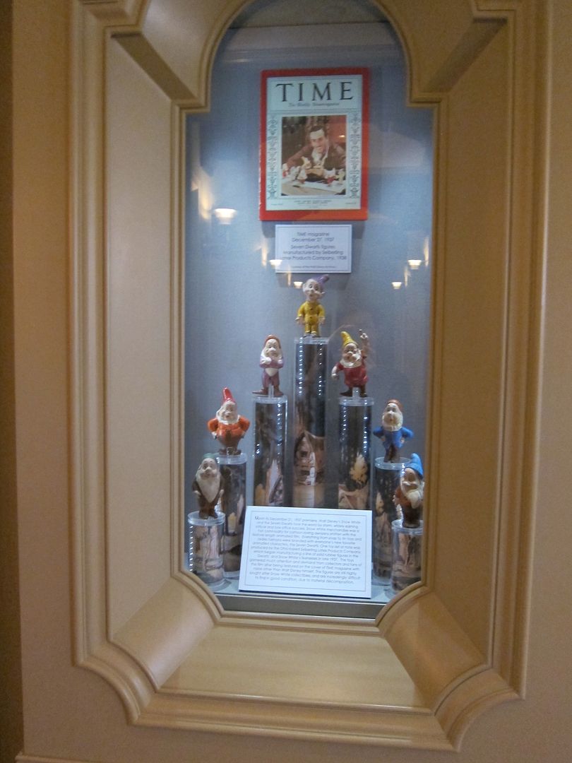 Walt Disney, Snow White Display, 1901 Lounge | Disney California Adventure