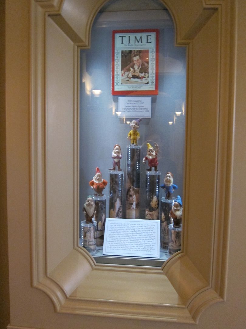 Walt Disney, Snow White Display, 1901 Lounge | Disney California Adventure