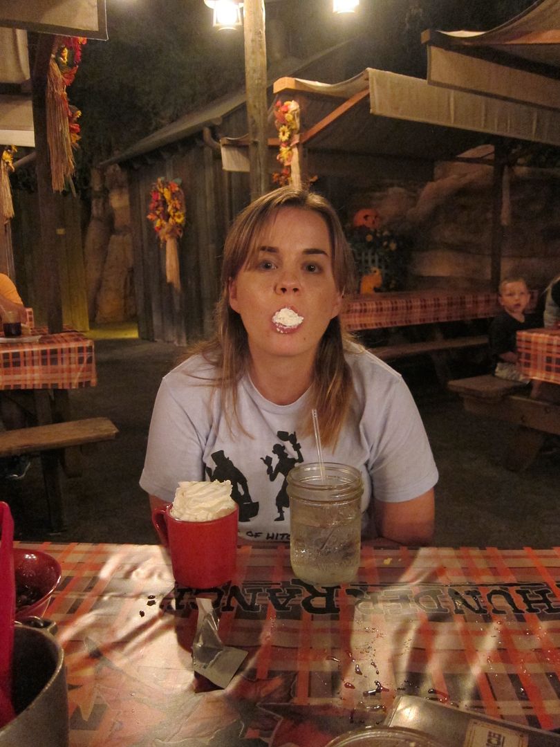 Hot Chocolate | Big Thunder Ranch Barbecue | Disneyland
