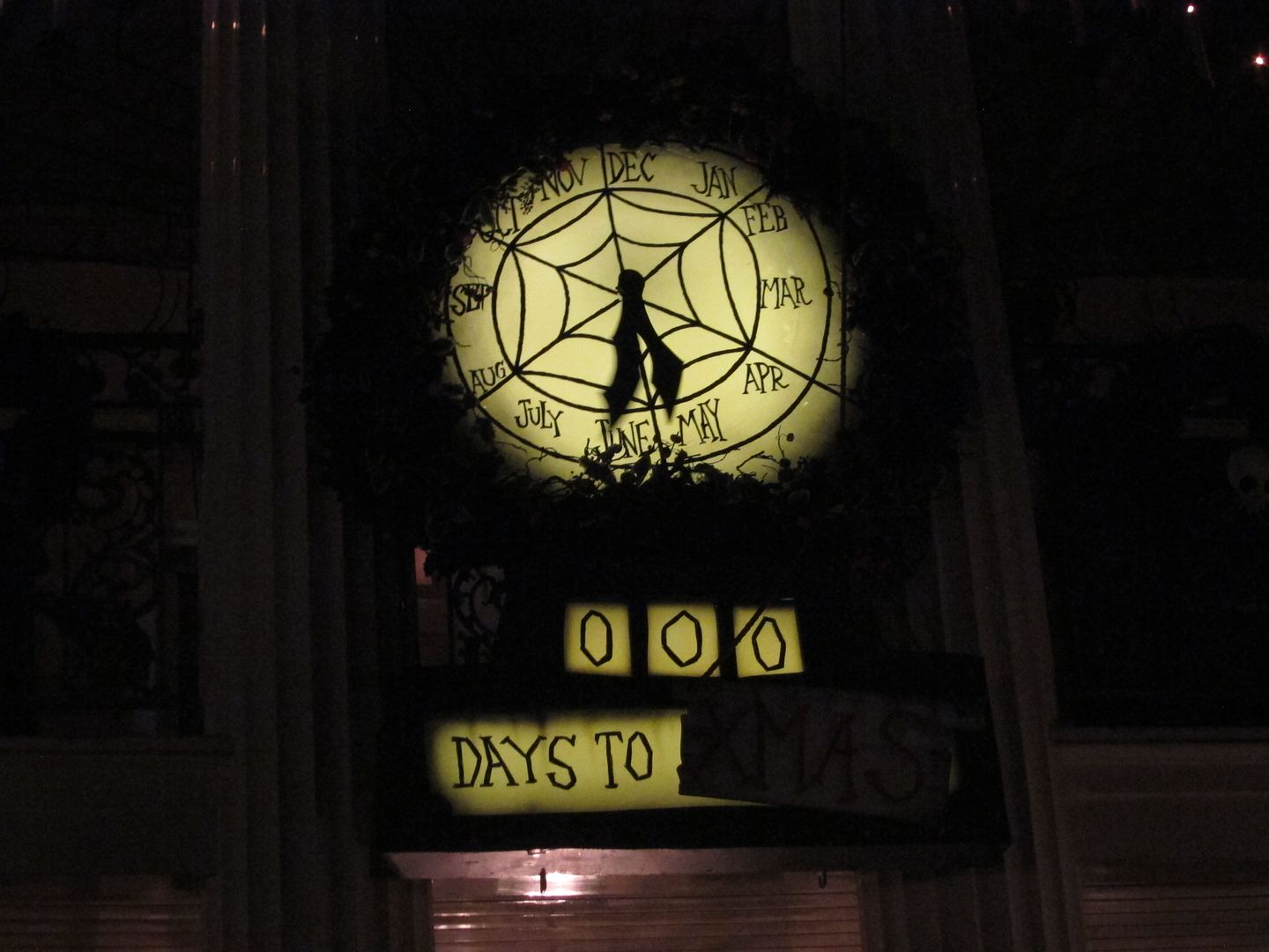 Haunted Mansion Holiday Clock | Disneyland