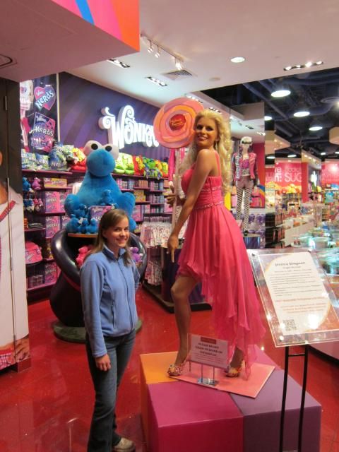 Jessica Simpson Wax Figure