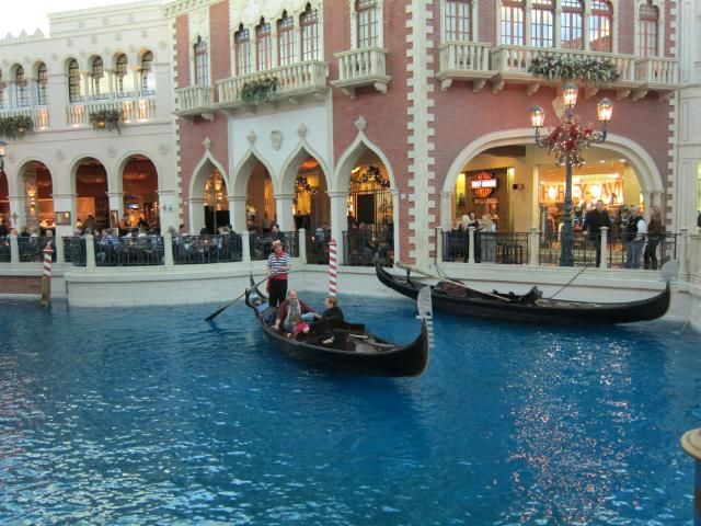 The Venetian Canals | Las Vegas