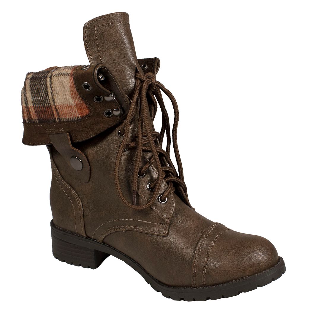 lace up lug boots