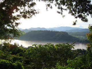 DE VIENTIANE A LUANG PRABANG - 18 días por Camboya y Laos (Septiembre 2012) (11)