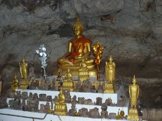 LUANG PRABANG (Cuevas Pak Ou) - 18 días por Camboya y Laos (Septiembre 2012) (9)