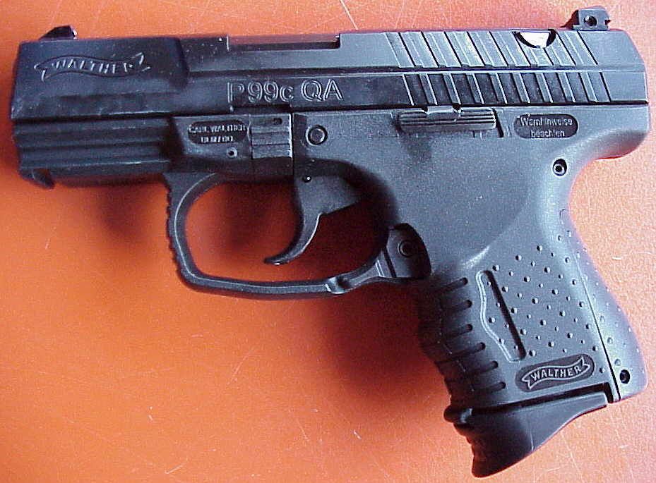 http://i1175.photobucket.com/albums/r640/Vaclav_Poncar/p99_compact_3_zpsb837146c.jpg