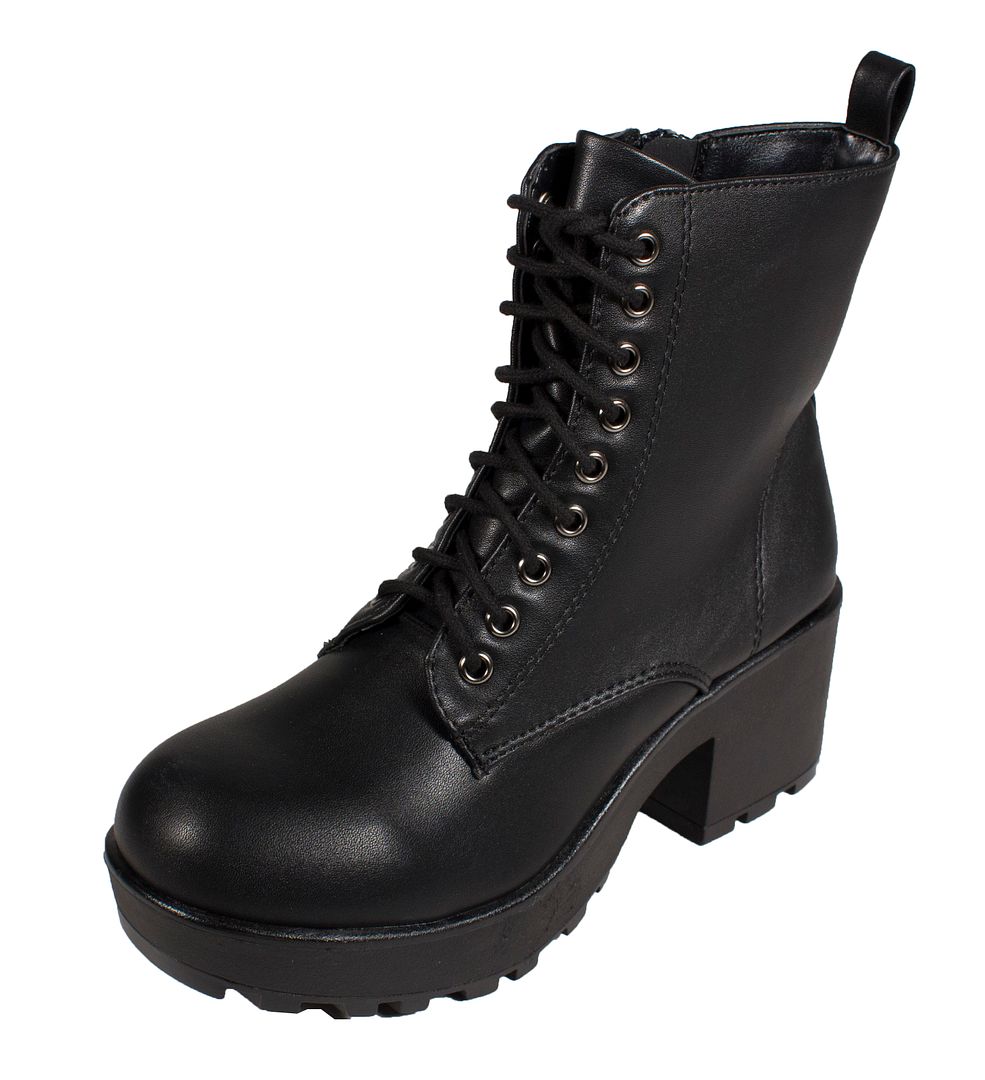 MAGPIE! Soda Women's Military Lug Sole Lace UpAnkle Boot Rear Pull Up ...